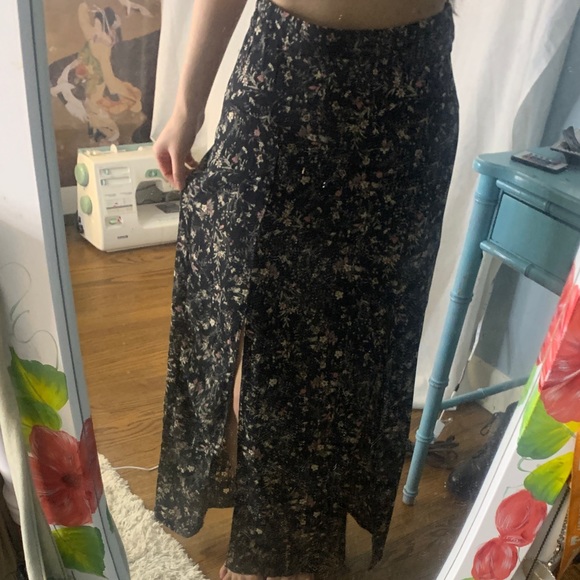 SOLD - Picture 4 of 5